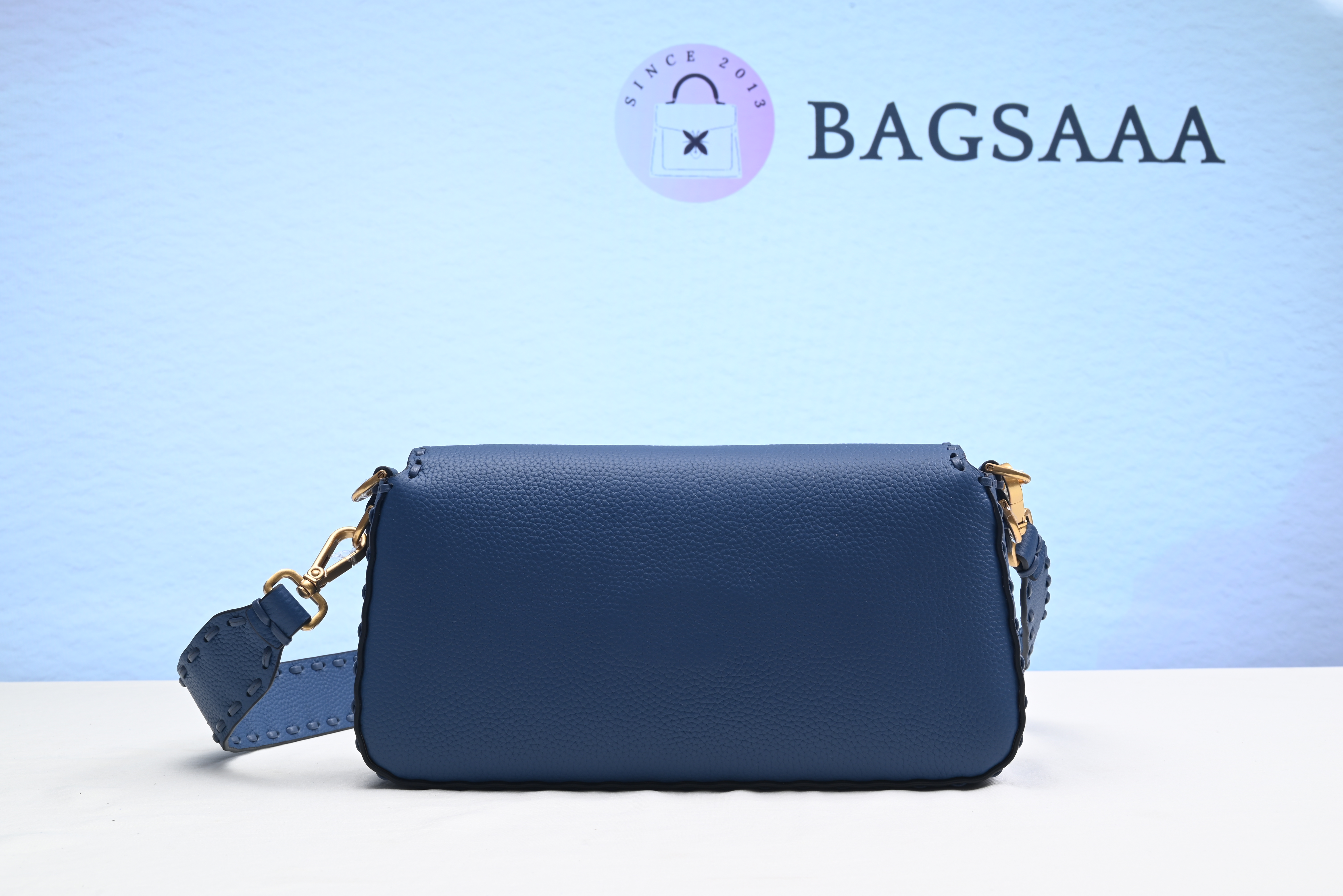 Bagsaaa F**di Baguette Blue Selleria bag with oversize topstitching