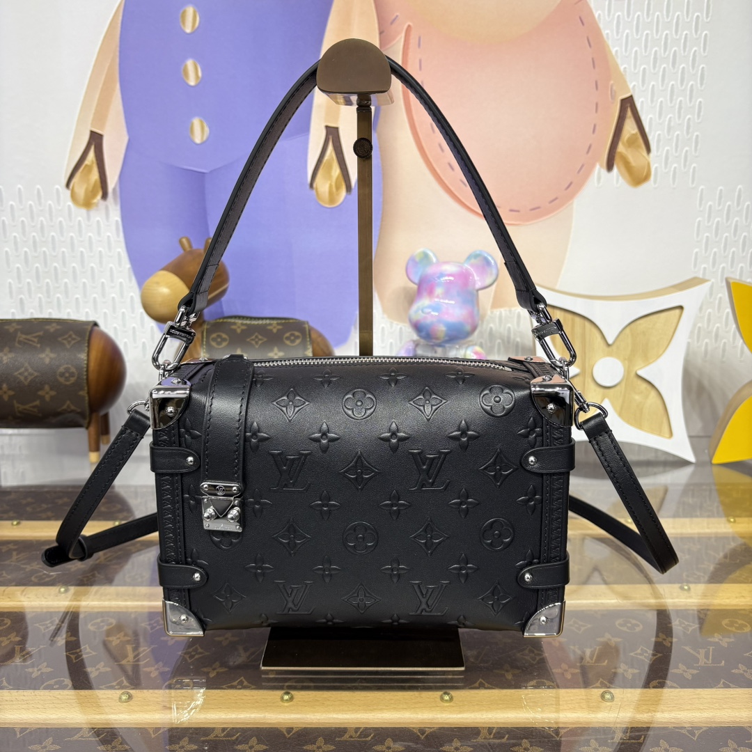 Bagsaaa LV M14572 SS25 Collection Side Trunk MM Black - 23.5cm