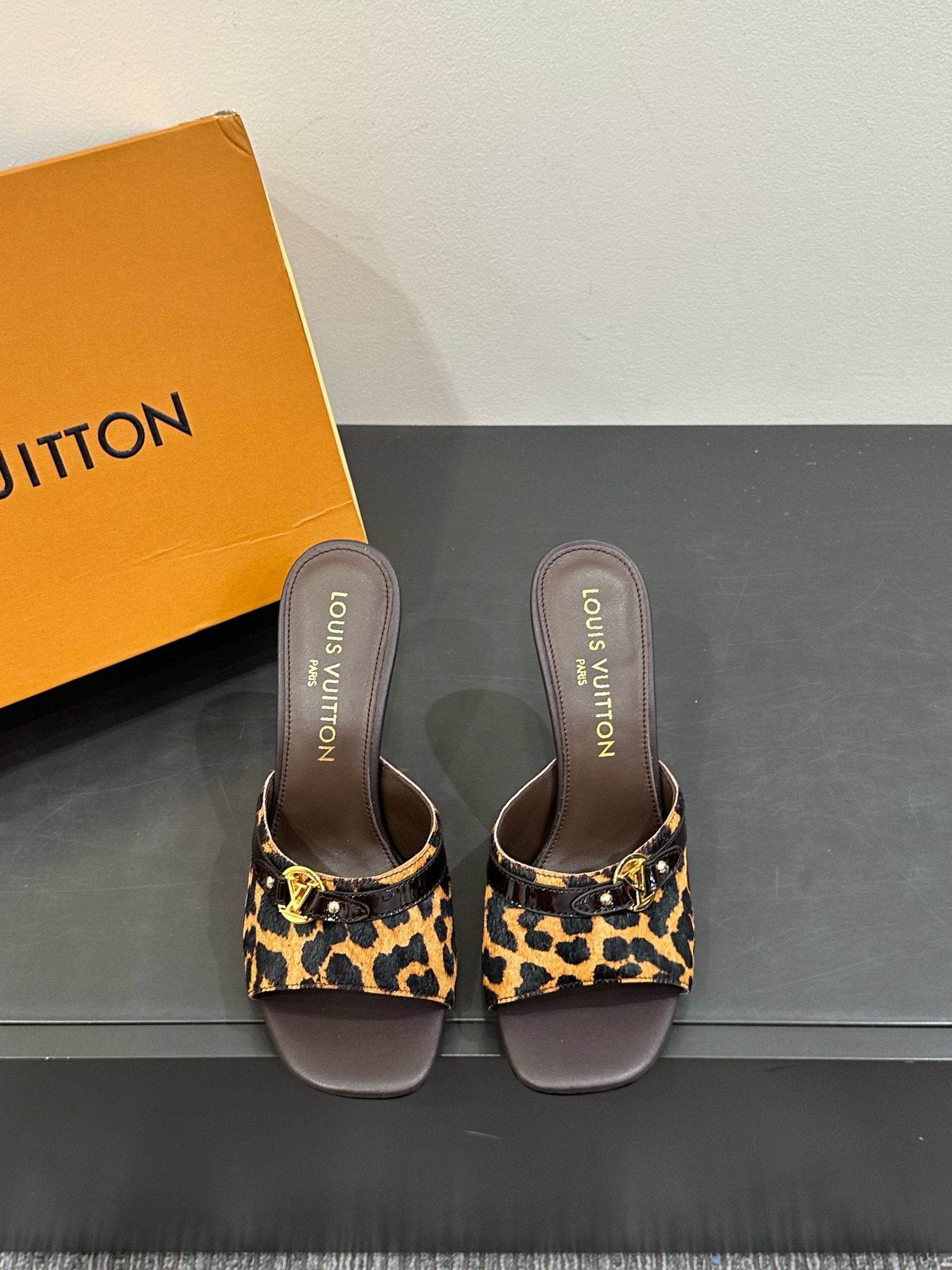 Bagsaaa LV 6AM Mule leopard print - 9cm