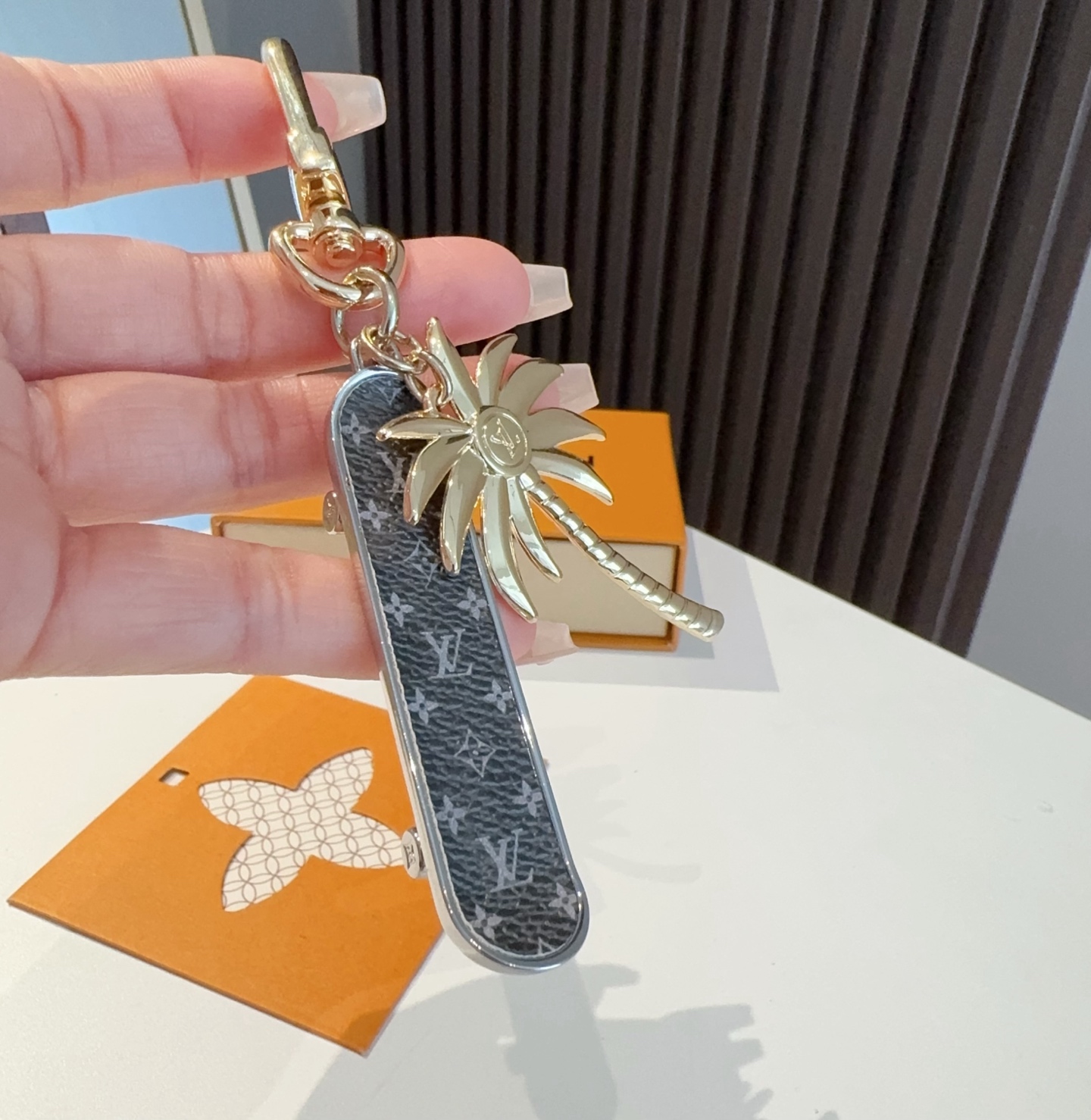 Bagsaaa LV Key Charm 03