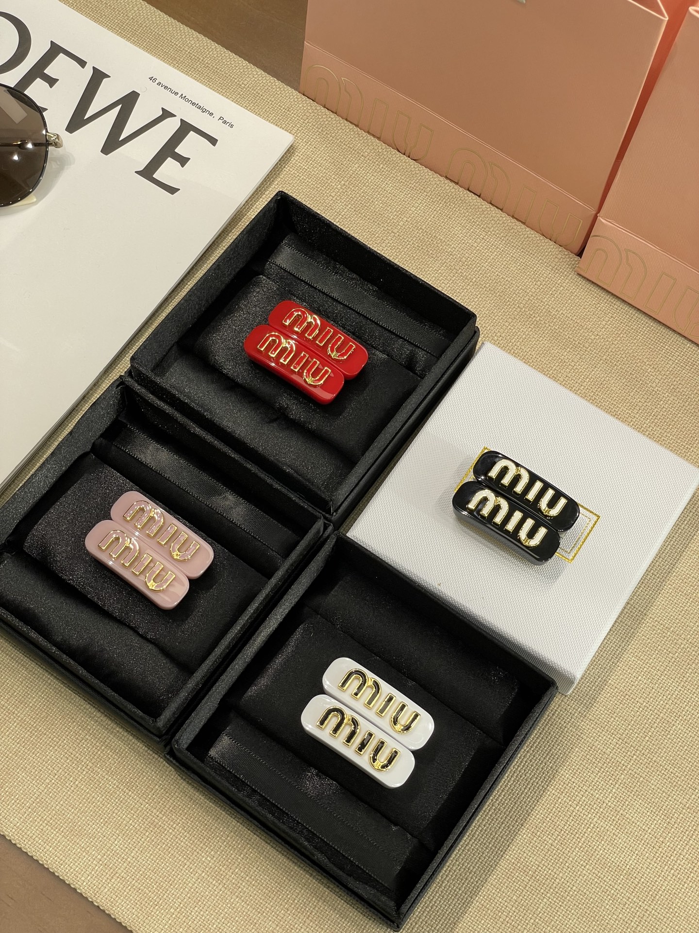 Bagsaaa Miu Miu Enamel Logo Hair Clip Set