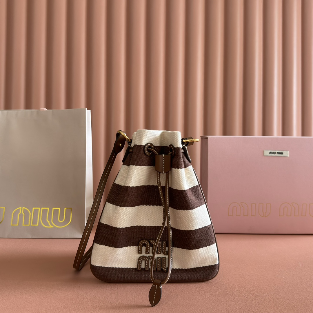 Bagsaaa Miu Miu Striped fabric drawstring pouch 5ND016 brown - 23cm