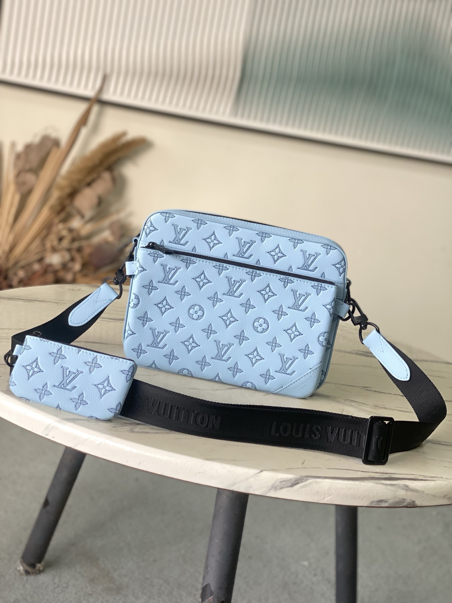 Bagsaaa LV M14781 Trio Messenger Sky Blue - 25cm