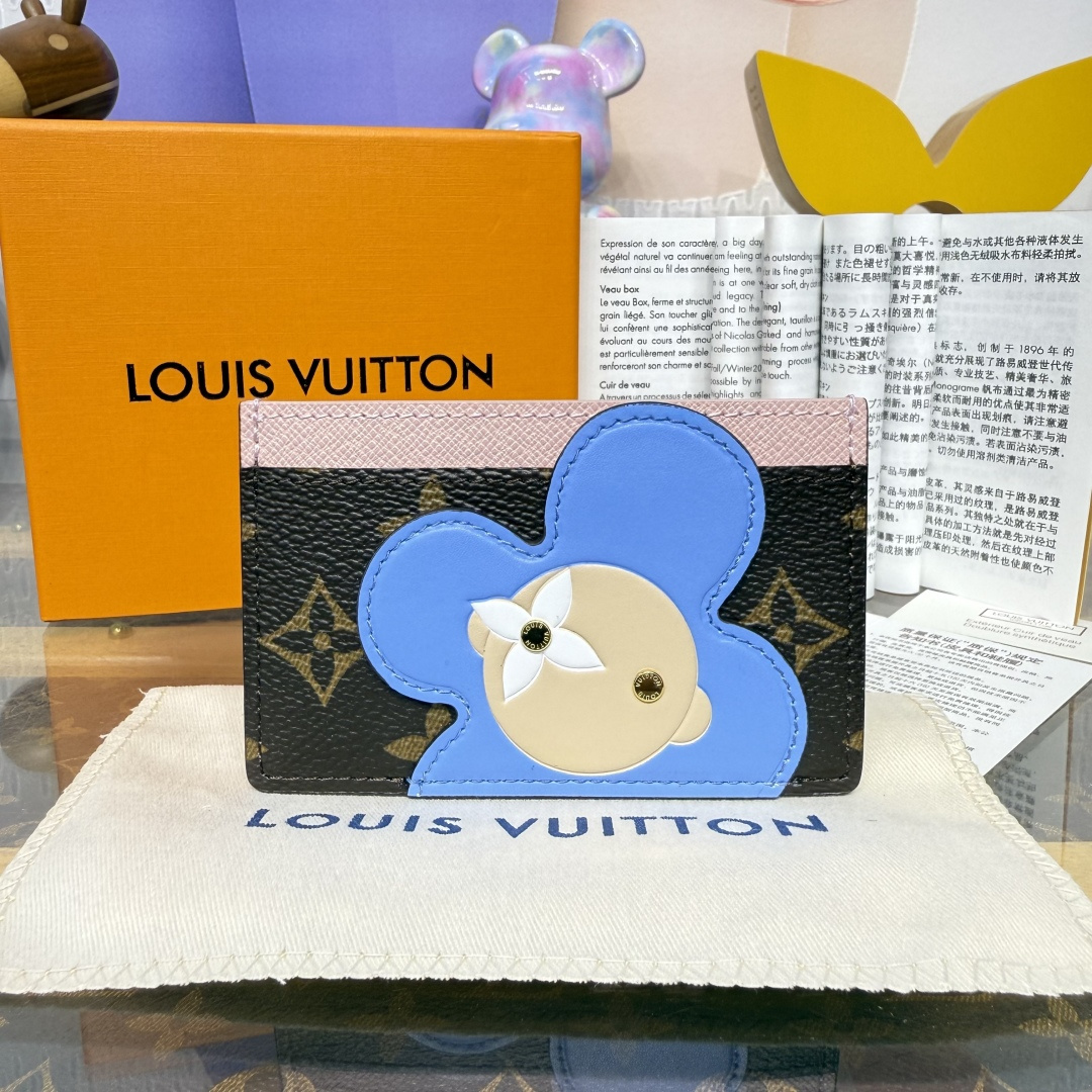 Bagsaaa LV M15345 Card Holder Monogram Snowy - 11cm
